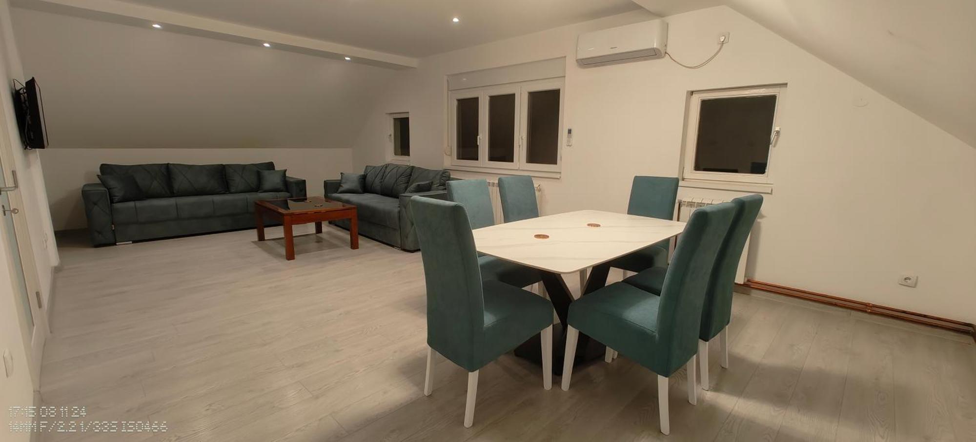 Privatna Soba Dusan Surčin Exteriör bild